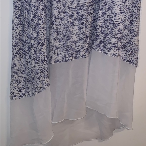 Ellen Tracy Blue and White floral/paisley dress - Picture 3 of 3